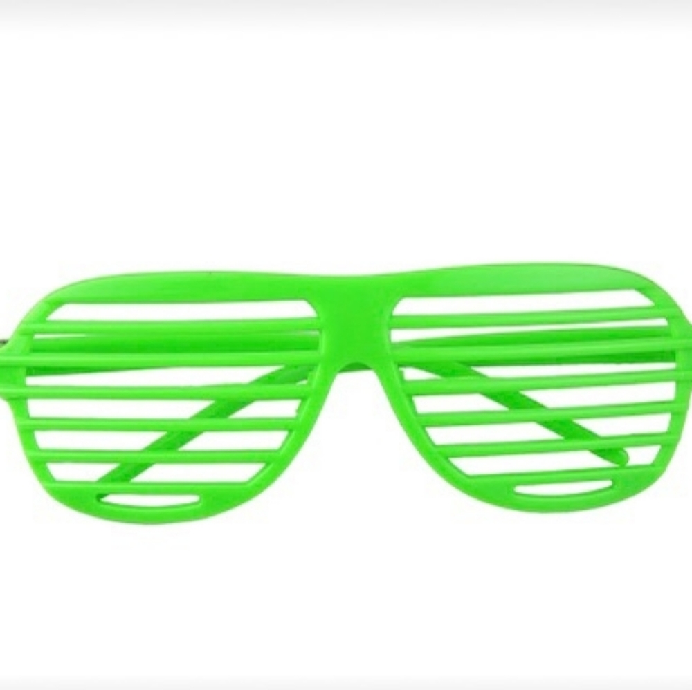 80's Outfit - Picture 5 of 7